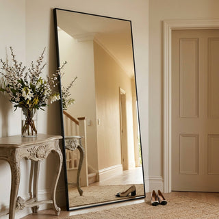 Classic rectangle mirrors in various sizes, a timeless choice for hallways, bedrooms and living rooms